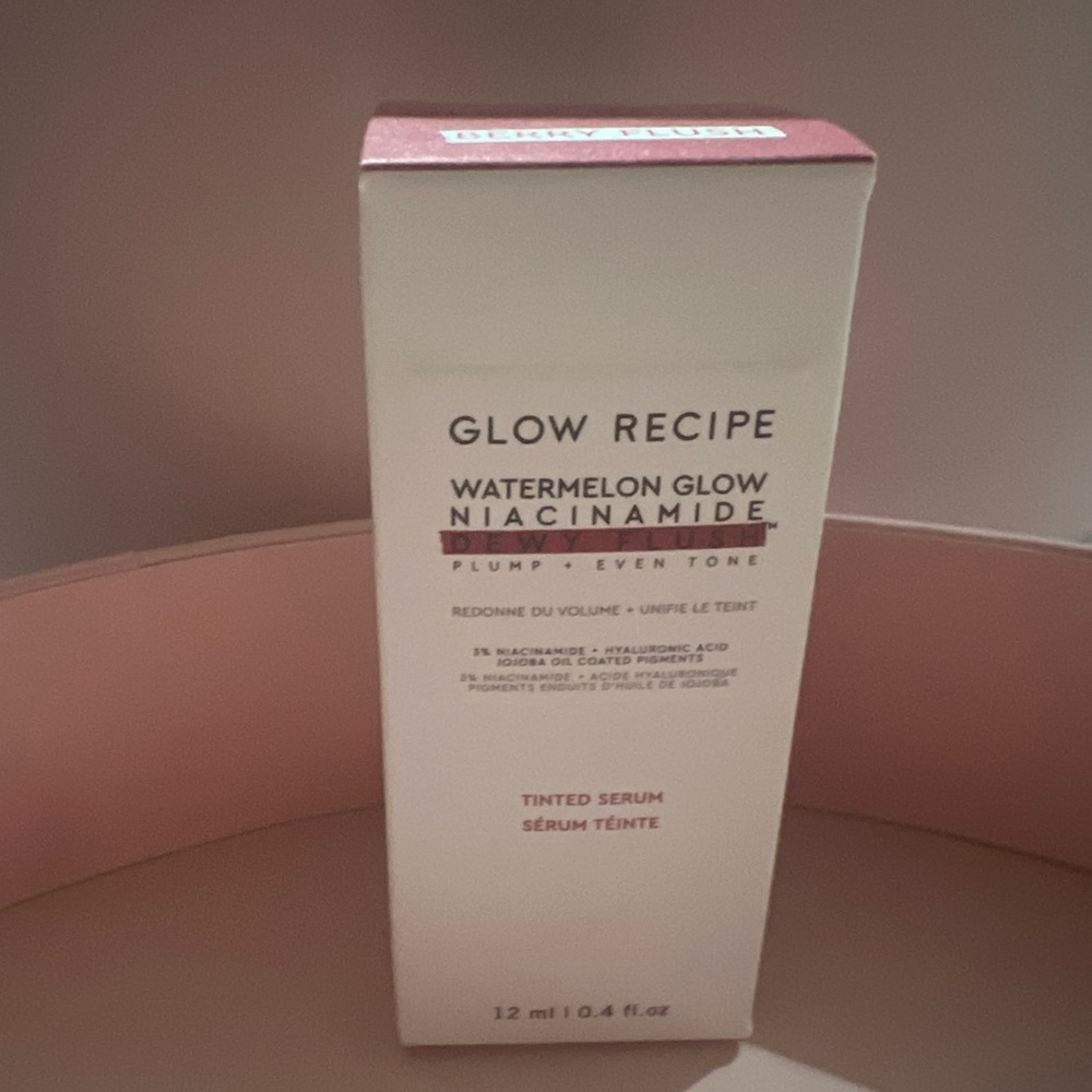 NIB Glow Recipe Berry Flush Watermelon Glow Serum.